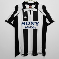 Juventus Home Classic Shirt 1997 Juventus Home Classic Shirt 1997