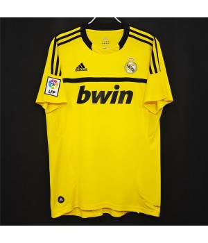 Real Madrid 2011-2012 Goalkeeper Classic Shirt Yellow