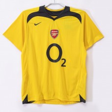 Arsenal FC Away Classic Shirt 2005 Arsenal FC Away Classic Shirt 2005